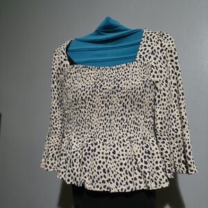 Urban Romantics Animal Print Smocked Babydoll Style 3/4 Sleeve  Size Small Woman